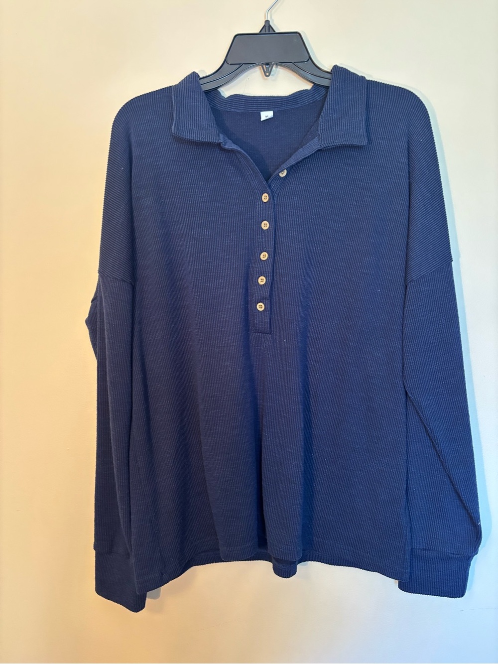 Men's V-Neck Knit Henley Sweater in Navy